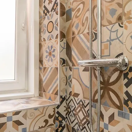 公寓 Elegante 8 Posti Vicino Stazione - Grey E Blu *