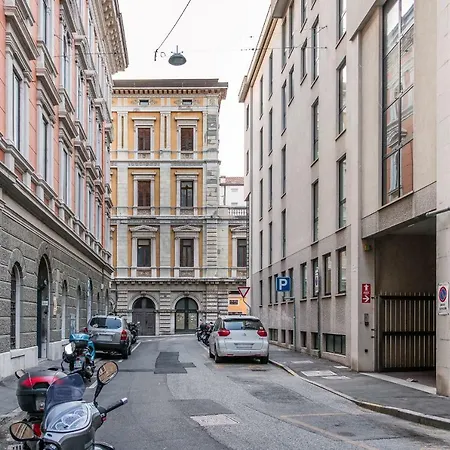 Appartement Elegante 8 Posti Vicino Stazione - Grey E Blu Triëst