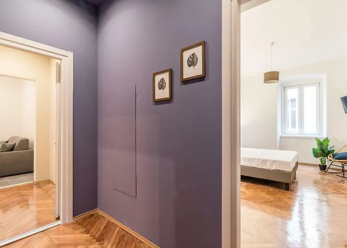 Elegante 8 Posti Vicino Stazione - Grey E Blu Apartment *