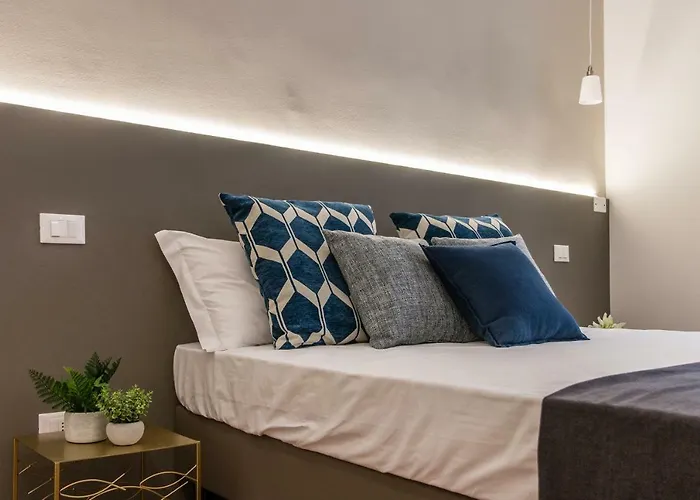 Elegante 8 Posti Vicino Stazione - Grey E Blu Appartement *